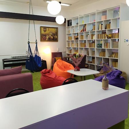 Хостел 689Capsulehotel&Coffee Almati Kültér fotó